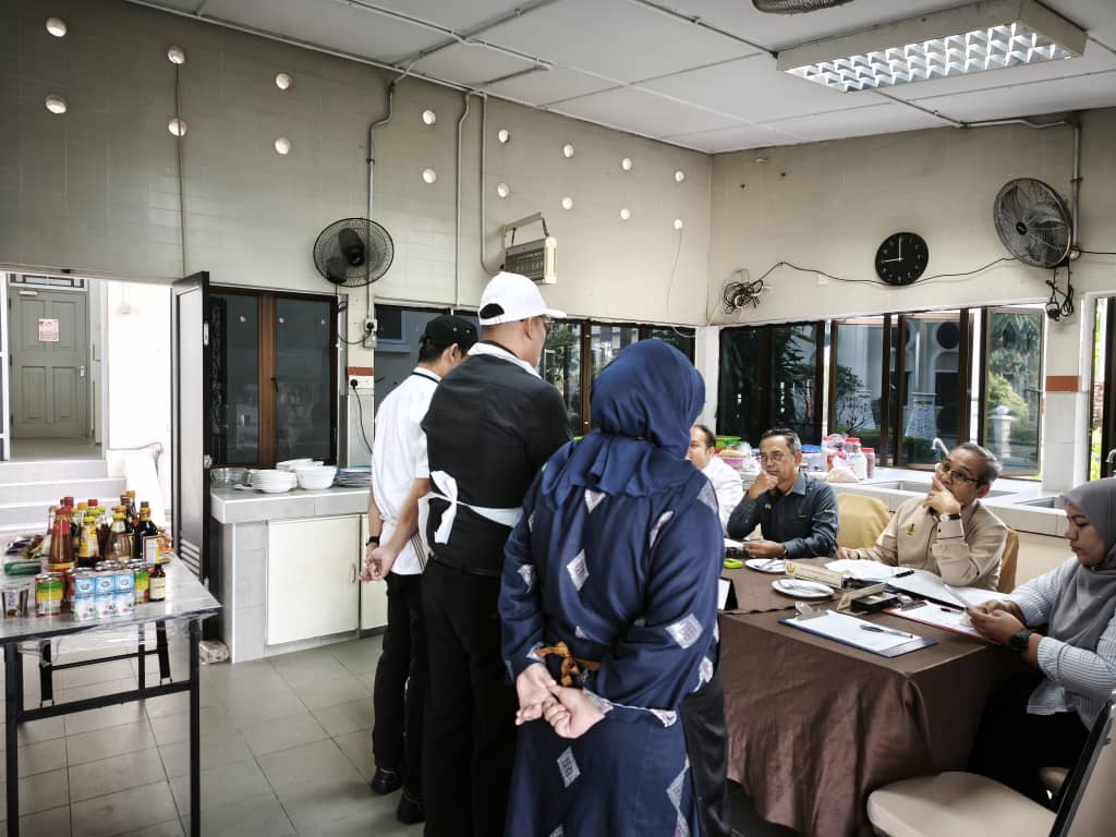 WhatsApp Image 2025-12-09 at 9.04.57 AM